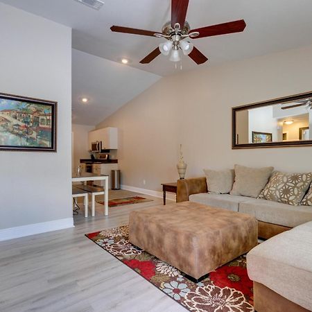 Dog-Friendly Pensacola Duplex About 7 Mi To Downtown Apartment Bagian luar foto