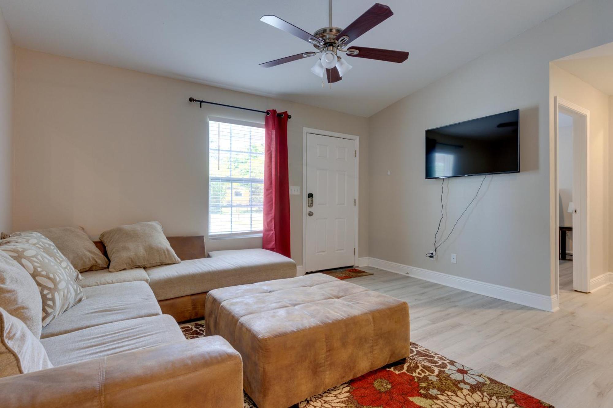 Dog-Friendly Pensacola Duplex About 7 Mi To Downtown Apartment Bagian luar foto