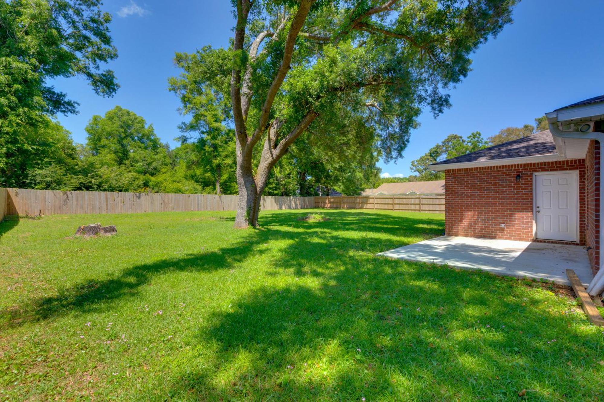 Dog-Friendly Pensacola Duplex About 7 Mi To Downtown Apartment Bagian luar foto